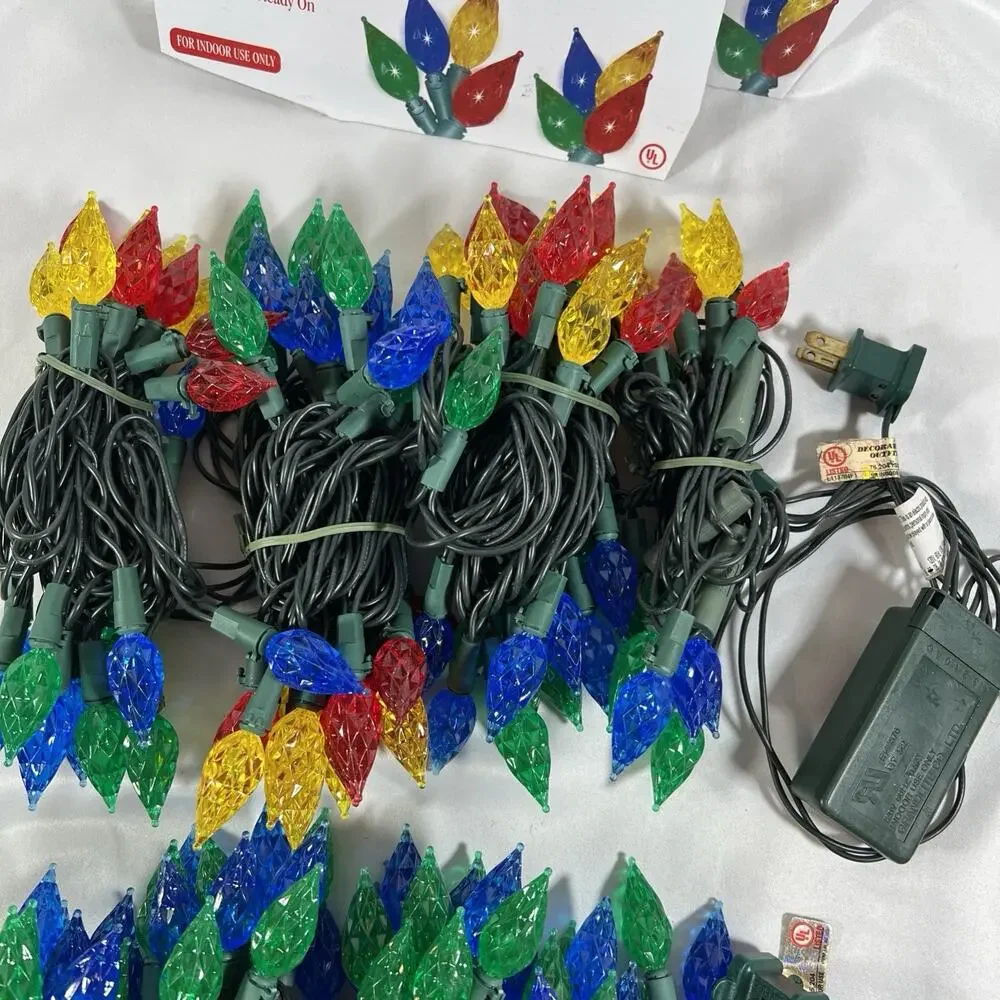 Santa’s Forest LED 200 C7 Diamond Cut Musical Light Set String Lights Christmas